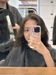 -镁连社·美联社