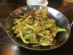 -鸿兴楼酒家嘉山路店