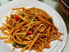肉炒春笋-猪八戒小酒馆(珑瑞小区店)