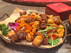-鱼满舱.地标海鲜.正宗鲁菜(金沙滩店)
