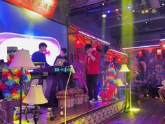 -喜鹊音乐酒馆(西街店)