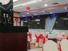 -御满江海鲜酒家(洛溪新城店)