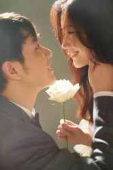 点击看大图 -挪娅婚纱摄影皇家会所