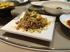 -嘻牛·温州大酒店(贵阳喷水池地铁站店)