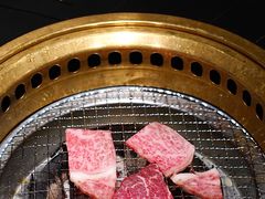 -山川小町·极番烧肉(新地假日广场店)
