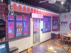 大堂-马路牙子地桌烤肉(工体店)