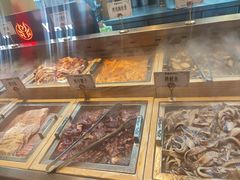 -黑金·寻焰自助百汇·烤肉·火锅(中街店)