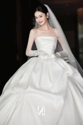 -Renee芮亦婚纱(原丽莎)