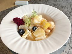 -穹六人间 people 6(岳阳路店)