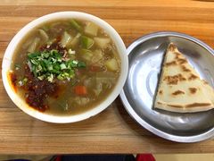 -老字号贾家肉丸糊辣汤(光明巷店)