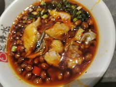 -忘情水鱼头·鲜鱼火锅(滨江中路店)