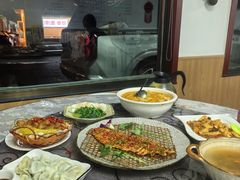 -天天向上素食餐厅(五台山店)