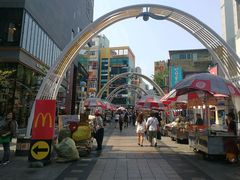 -BIFF 广场