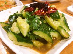 拍黄瓜-木屋烧烤(岗顶二店)