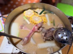 -肥仔文澳门猪骨煲(南京西路店)