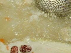 -马家斑.鲜鱼火锅(松湖万科店)