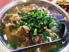 -谢老五跷脚牛肉·非遗传承店