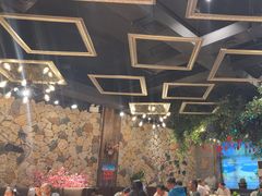 -顶顶汤火牛排火锅·经典铜锅涮肉