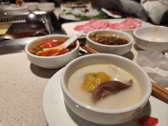 -海底捞火锅鲜切牛肉主题店(长寿路店)