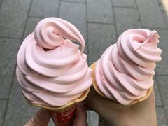 -全家便利店(江湾镇站店)