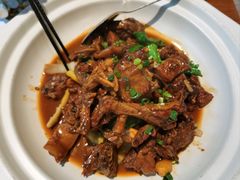 -黄泥岗·地道湖北菜(奥特莱斯店)