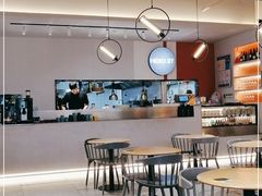 大堂-HELLO 27 意面·沙拉·帕尼尼