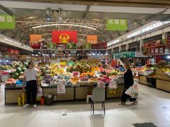 -滨海新区濒开里菜市场