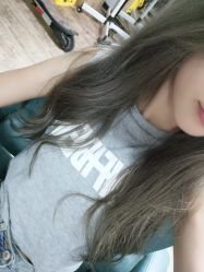 -木格造型美发
