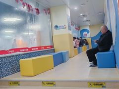 -蓝旗亲子游泳(范湖万达广场店)