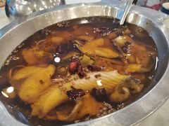 -鑫巴蜀小镇 · 水煮鱼专研店(玉桥店)