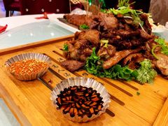 烤羊腿-迎宾大酒店(东北大马路店)