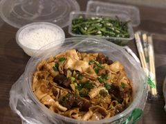 -壹阁胡羊焖饼(特色小吃街店)
