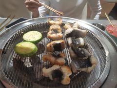 -围炉肉舍丹东海鲜烤肉·烤活鳗(步行街店)
