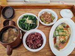-雪梅月子中心(华侨城店)