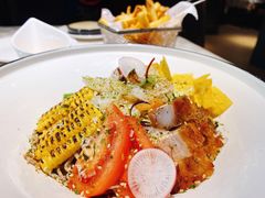 鸡肉大虾鲜蔬波奇碗-西堤牛排(南京龙江店)