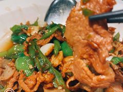 -费大厨辣椒炒肉(万家丽一店)