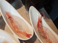 -雍容荟帝王蟹活龙虾展台自助(IFS黑金店)