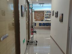 -维乐口腔(美维云门诊陆家嘴店)