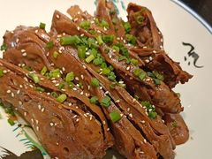 -川流不息·地道川菜·小龙虾(新松江路店)