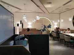 大堂-周渝食惦·酸菜鱼精致川菜(横岗店)