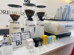 -HUGS coffee(东区店)
