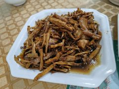 -山里人家土菜馆(茅山店)