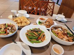 -湖泉水云间餐厅·弥勒地道菜(B座店)