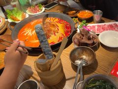 -巴卤社老火锅(财富店)