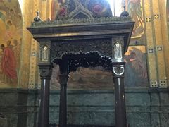 -滴血救世主教堂