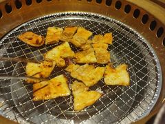 -山川小町·极番烧肉(新地假日广场店)
