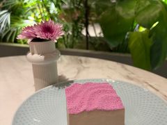 晚·烤茶香芋慕斯蛋糕-théATRE 茶聚场(王府中環店)