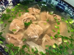 -老新隆牛肉锅贴(新街口店)