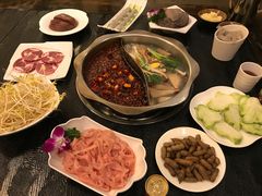 -仁虎老火锅(黄泥磅店)