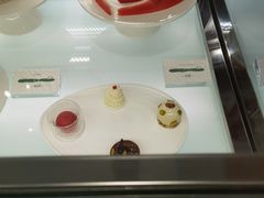 -潮一不贰·法式甜品·生日蛋糕·西式简餐(外滩店)